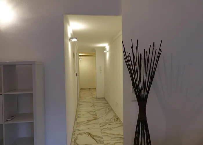 Πανσιόν Helmirage Luxury Fori Imperiali *